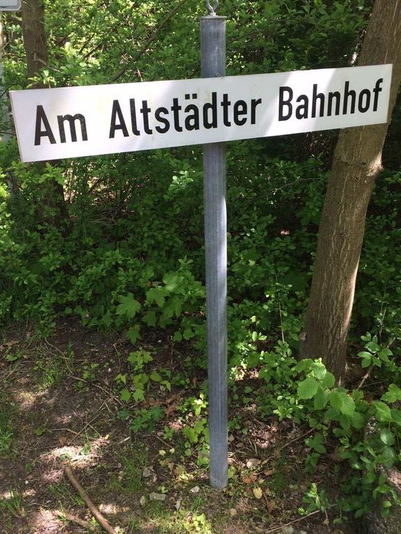 ヴァールブルクWohnen In Historischem Gebaeude - Altstadt Bahnhofアパートメント エクステリア 写真